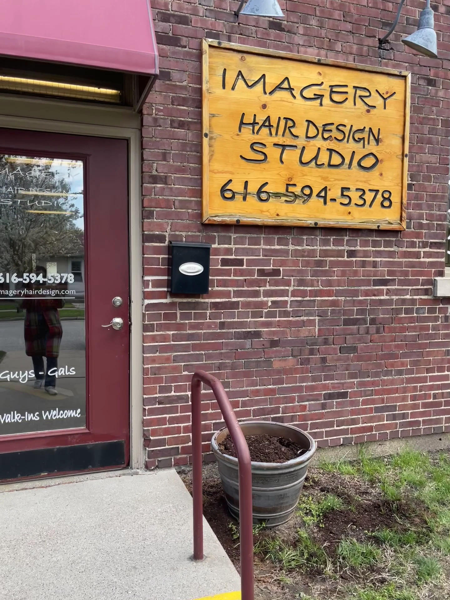 Imagery hair design studio — photo