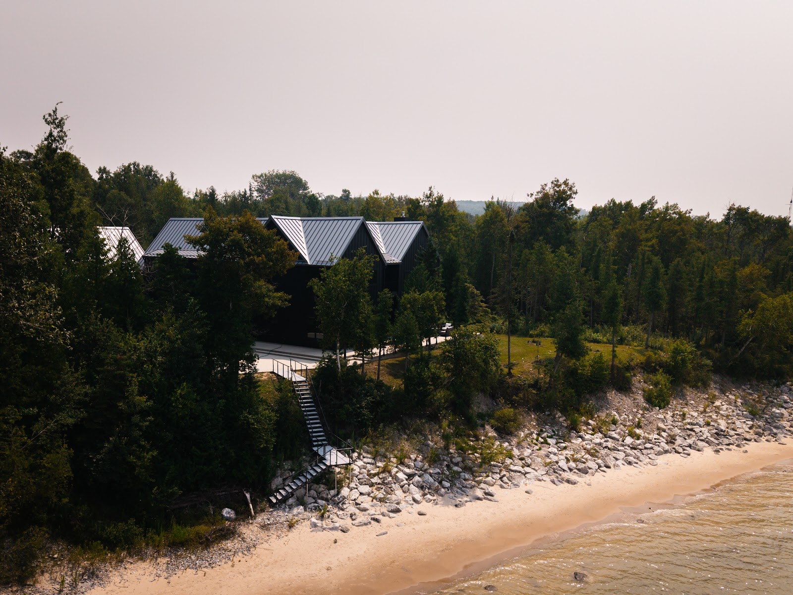Lakeshore Customs in Holland