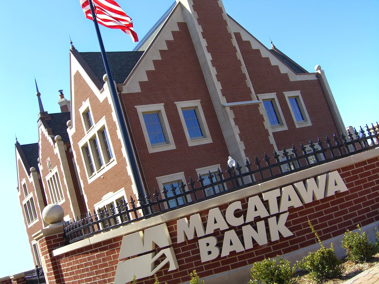 Macatawa Bank in Holland
