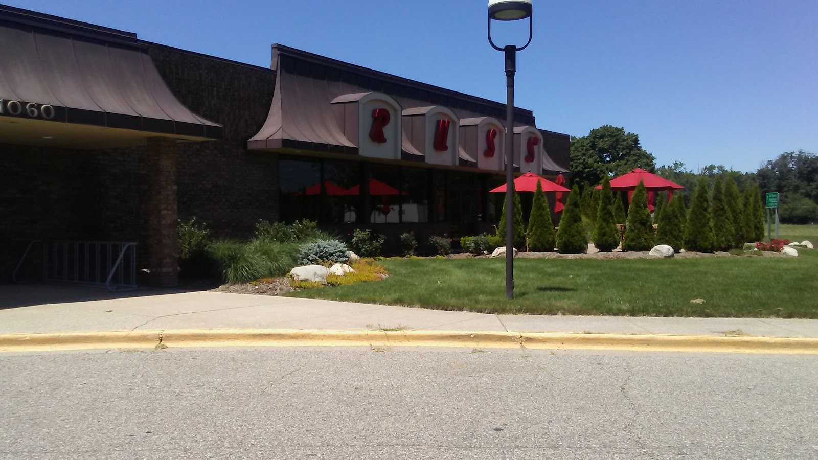 Russ' Restaurant in Holland