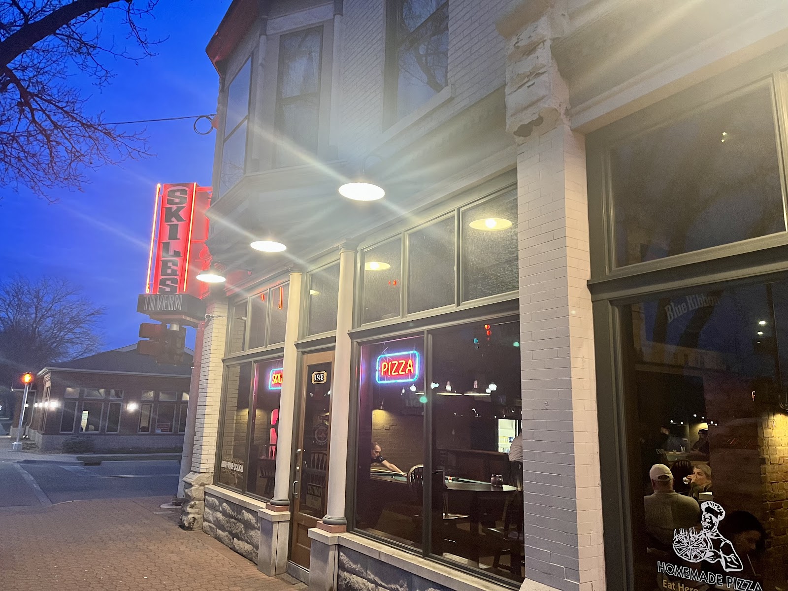 Skiles Tavern Inc in Holland