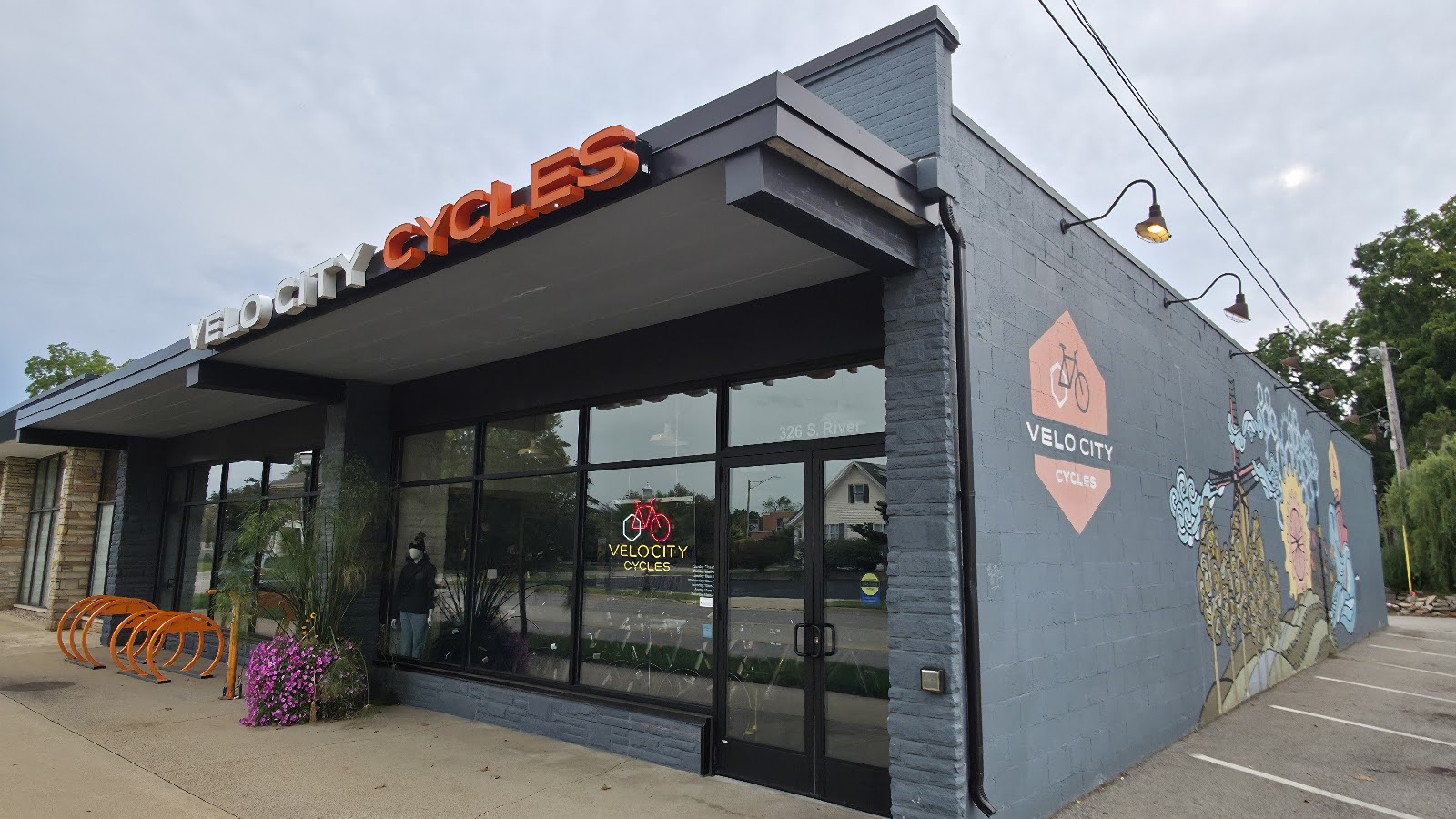 Velo City Cycles — photo